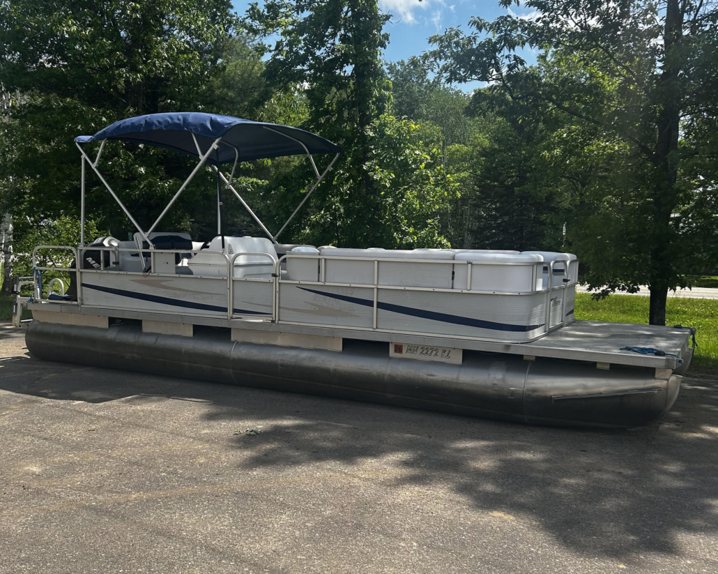24' Party Barge pontoon boat